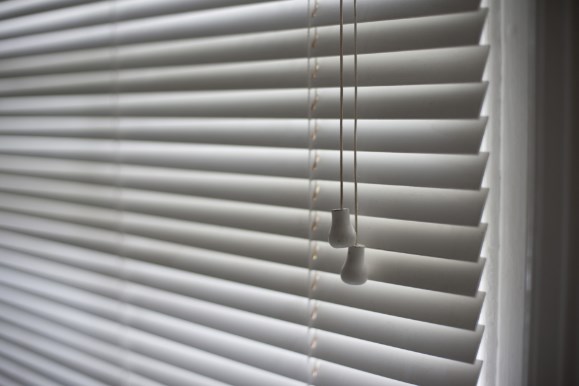 Horizontal blinds