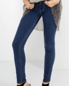 Jeans attillati da donna