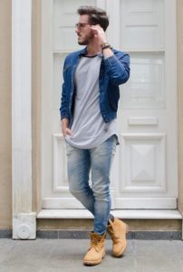 Men's skinny jeans with low boots