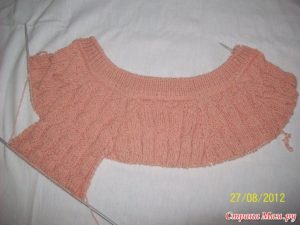 raglan sweater knitted at the top