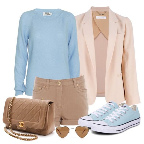 Beige Jacke im Ensemble