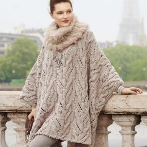 Warmer Poncho mit Wollkragen