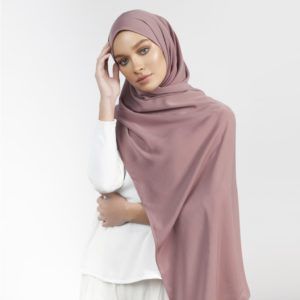 Hijab con chiusura su un lato