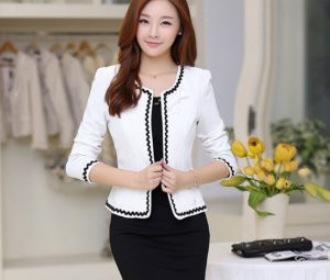 Business look with a white jacket