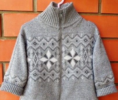 Strickjacke mit Reißverschluss