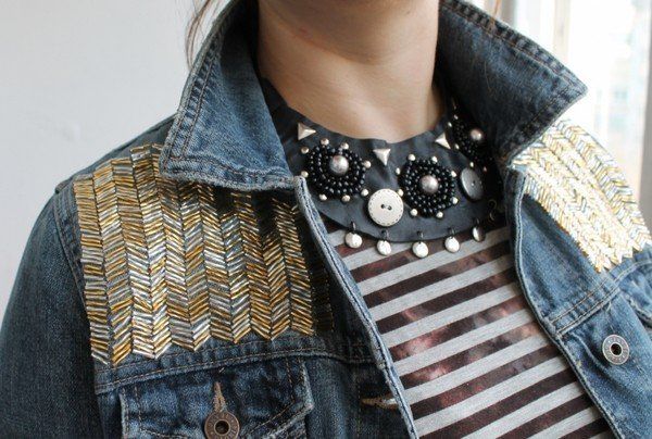 paillettes sur denim