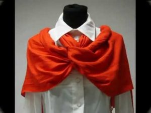 Tie a stole using the Butterfly method