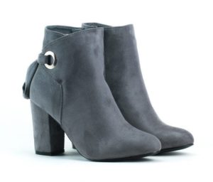 Botas cinza