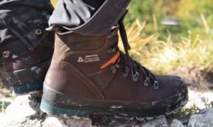 Wie wählt man Trekkingstiefel aus?