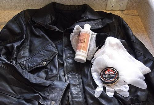 Restoration of a leather jacket