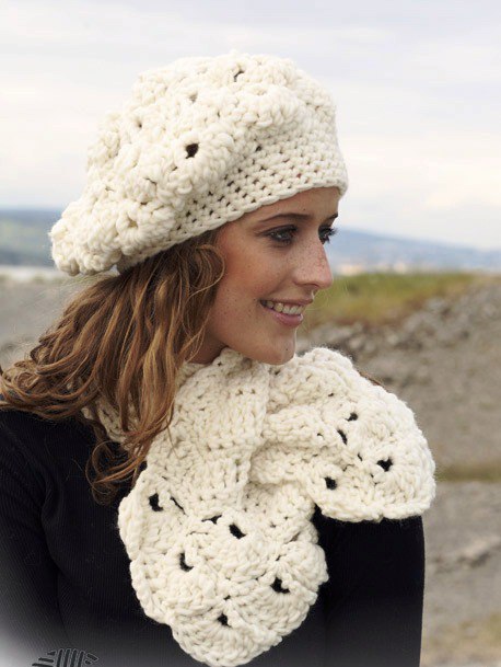 White crochet beret 1