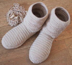 Beige ugg boots model 2