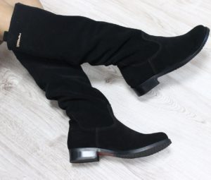 bottes en daim noires