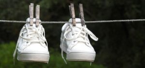 Comment sécher des baskets blanches 