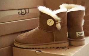 รองเท้าบูท ugg สีน้ำตาลมีขน 