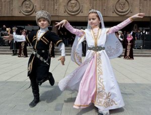 traje checheno infantil