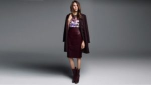 burgundy boots with leather skirt