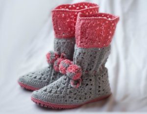 Botas ugg cinza-rosa modelo 3