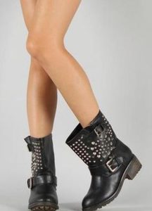 wide ankle boots