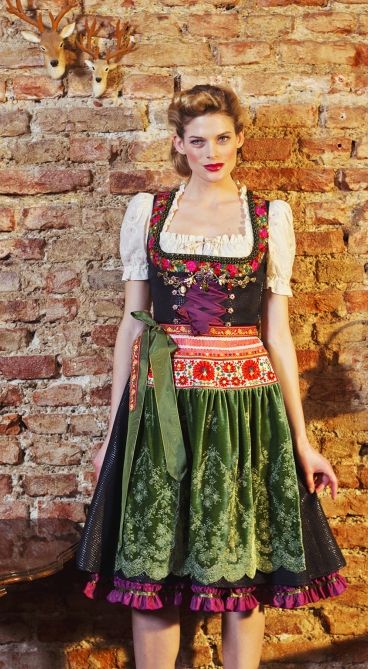 dirndl