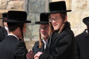 Jewish costume headdresses