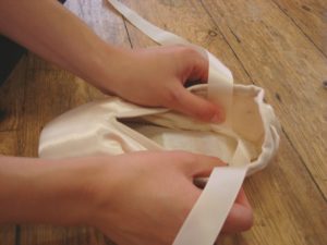 how to sew ribbons