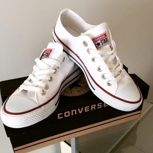 Giày thể thao Convers