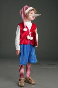 DIY Pinocchio kostume