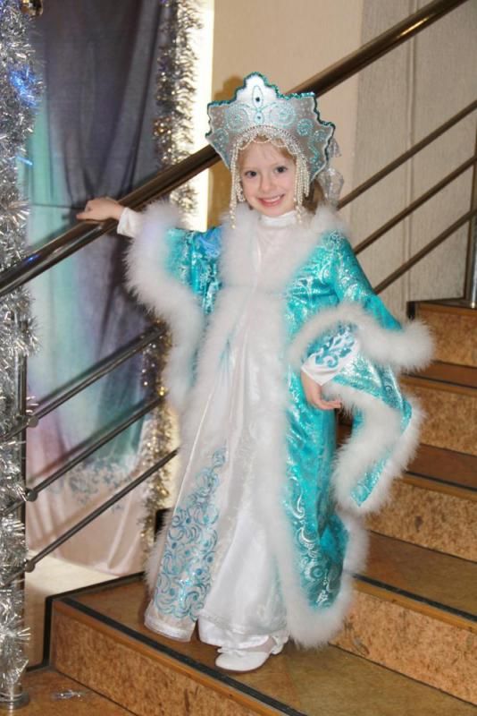 costum pentru copii Snow Maiden