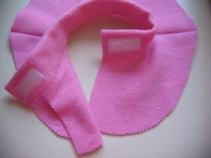 Pink cirkulær skjortefront med velcro