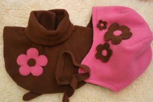 Brown fleece bib