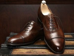 Schokoladenbraune Herren-Oxfords