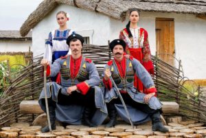 trajes nacionales de la región de Krasnodar foto