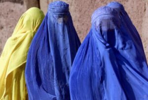 burqa de différentes couleurs