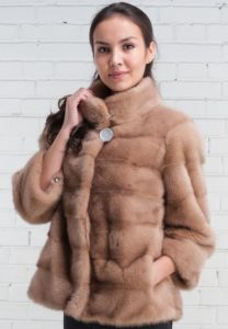 Short fur coat