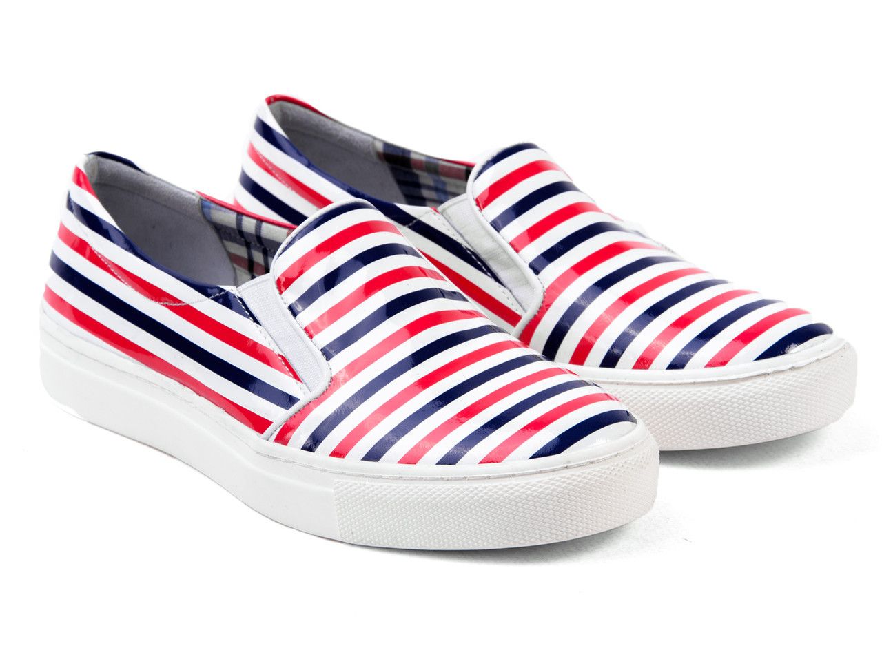 Slip-on cu dungi