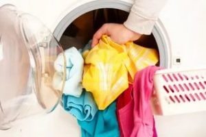 het wassen van kleding