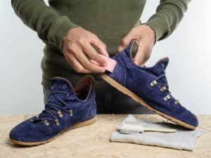 Suède schoenen schoonmaken