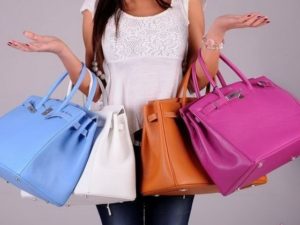 How to choose a women's bag?