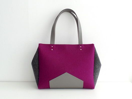 Combined bags made of burgundy felt