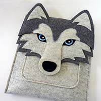 Felt bags with animal appliqué