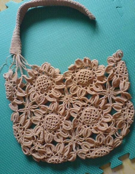 Beige crocheted flower bag from Japanese magazines