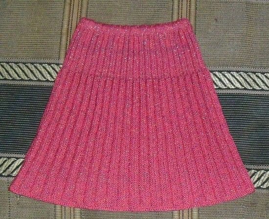 Pink pleated skirt