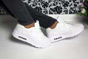 witte damessneakers