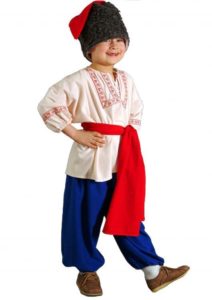 DIY Cossack costume para sa isang batang lalaki