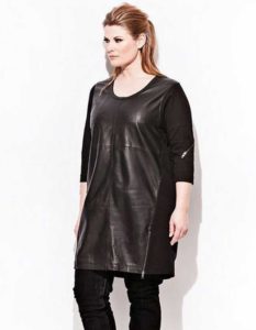 rochie supradimensionata din piele