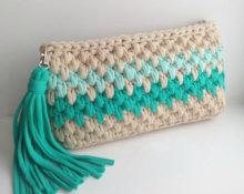 knitted clutch