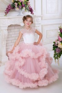 coser un vestido de nube para niña con tus propias manos