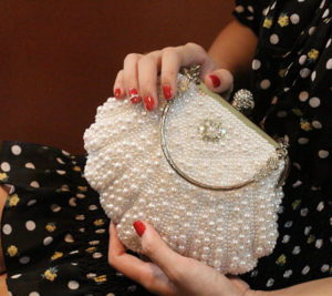 Shell clutch