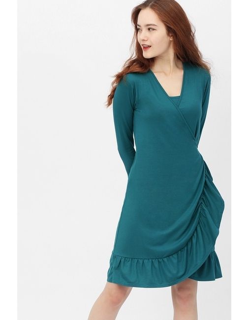 warm wrap dress para sa mga buntis na kababaihan